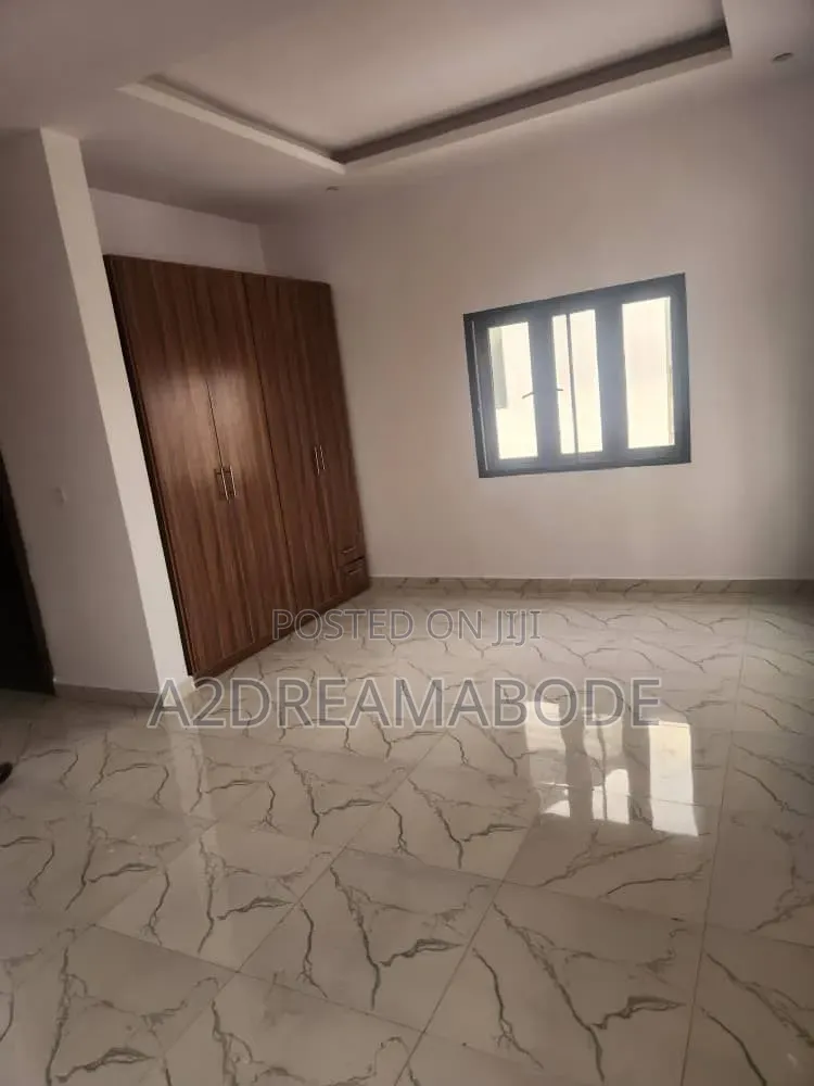 4bdrm Duplex in Magodo, GRA Phase 1 for rent in GRA Phase 1