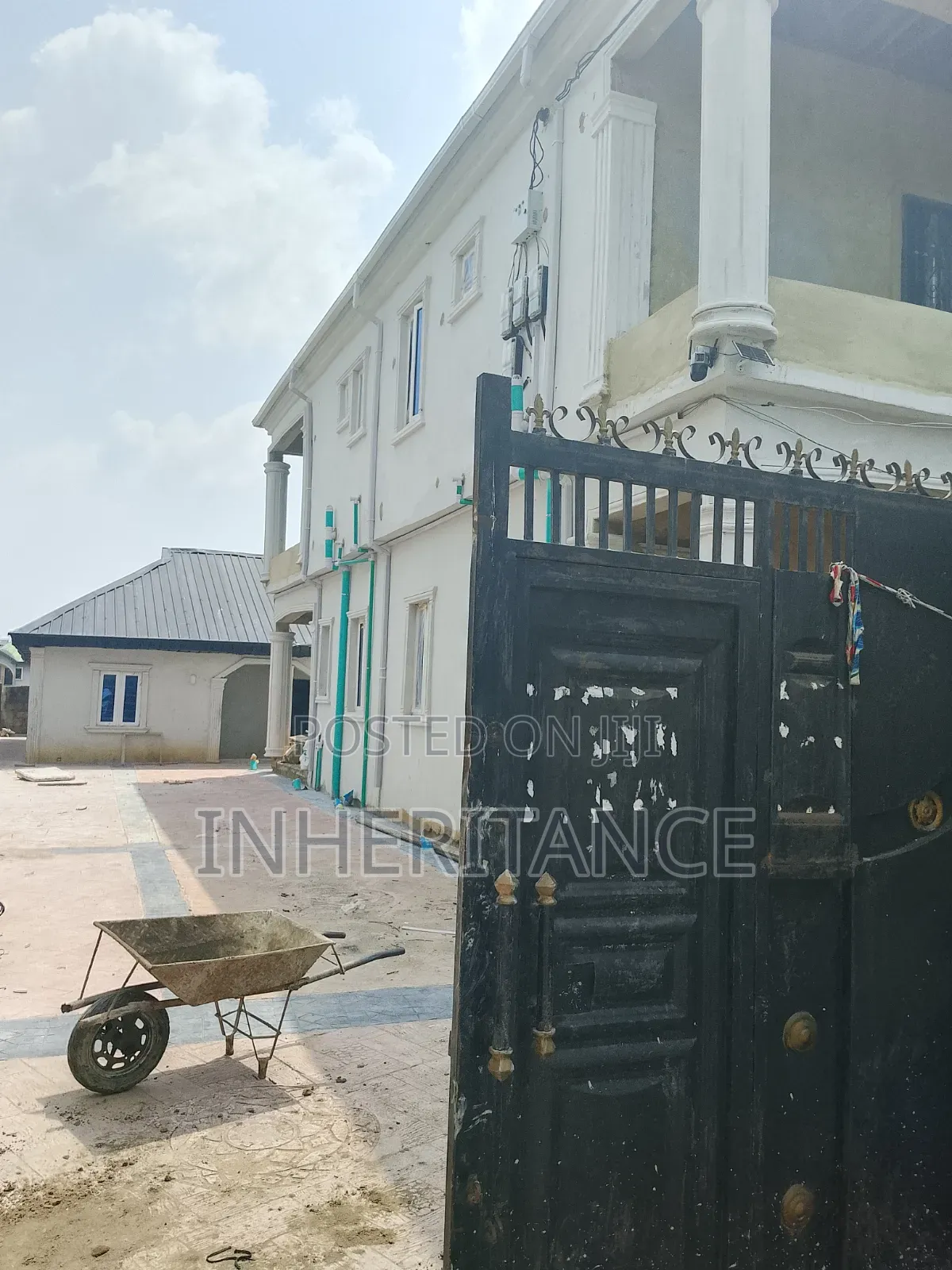 1bdrm Bungalow in Ishawo, Agric for rent in Agric