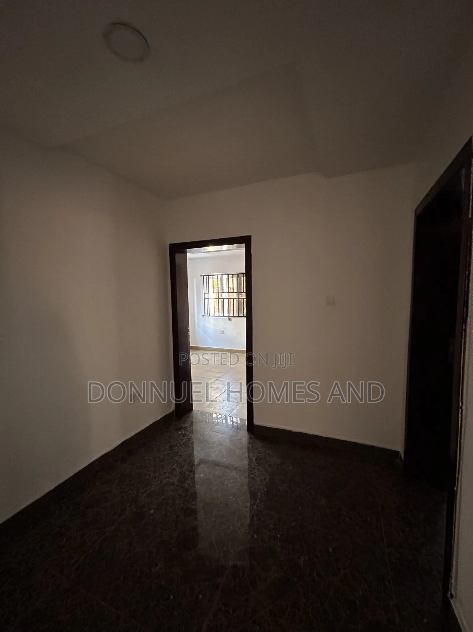 3bdrm Block of Flats in Osapa london for rent in Osapa london