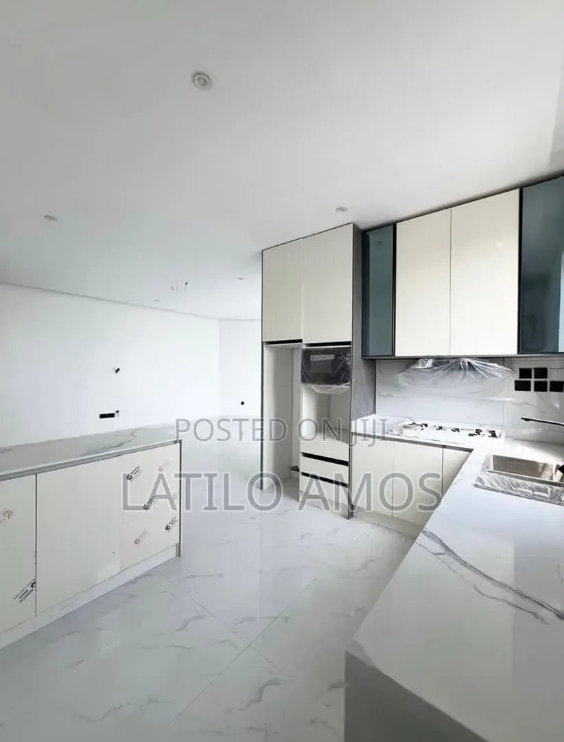 2bdrm Apartment in Lekki Phase 1 for rent in Lekki Phase 1