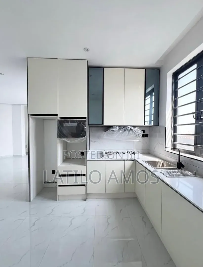 2bdrm Apartment in Lekki Phase 1 for rent in Lekki Phase 1