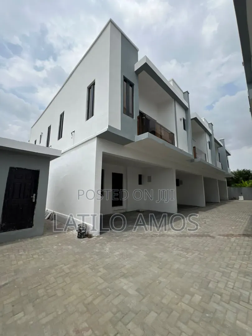 4bdrm Duplex in Abraham Adesanya Estate for sale in Abraham Adesanya Estate