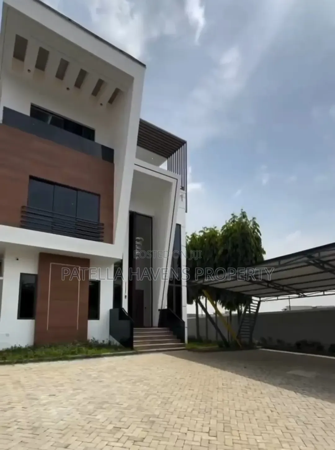 5bdrm Duplex in Katampe Extension for sale in Katampe Extension