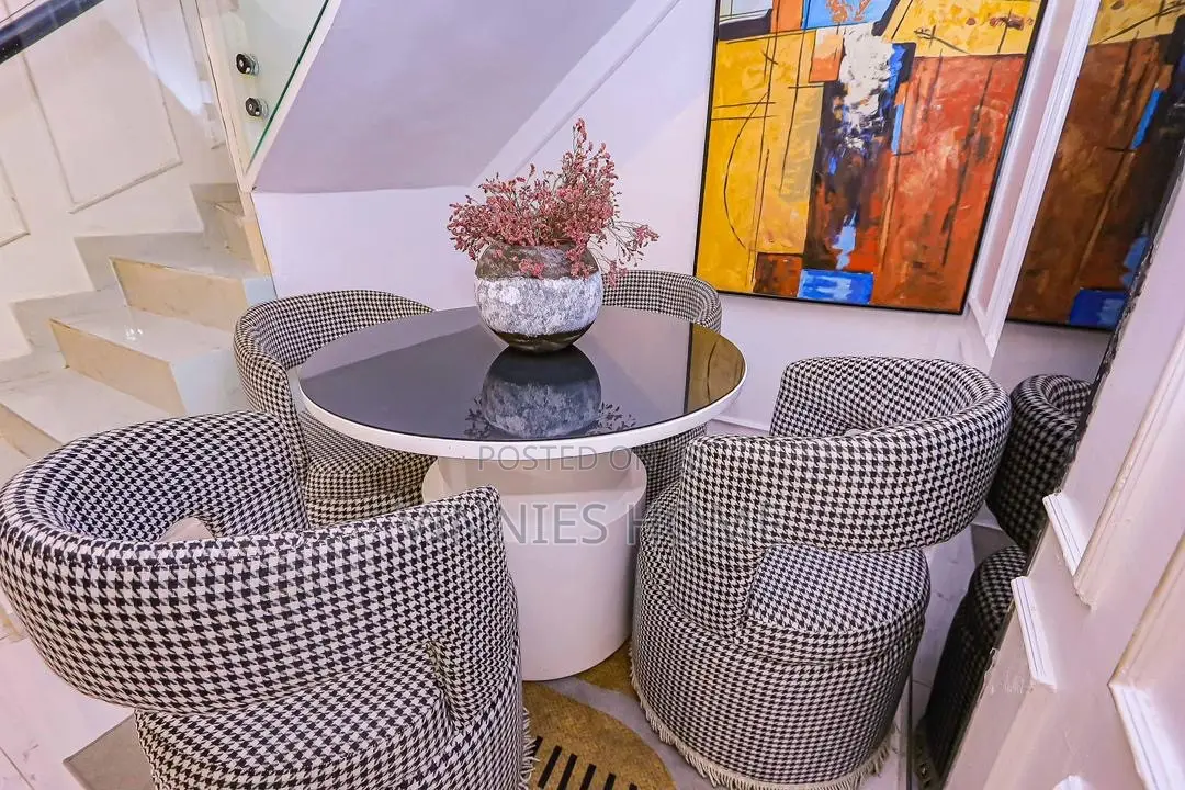 Furnished 4bdrm Townhouse / Terrace in Orchid Estate, Lekki Phase 2 in Lekki Phase 2