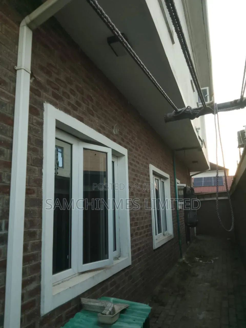 3bdrm Apartment in Ogombo for rent in Ogombo