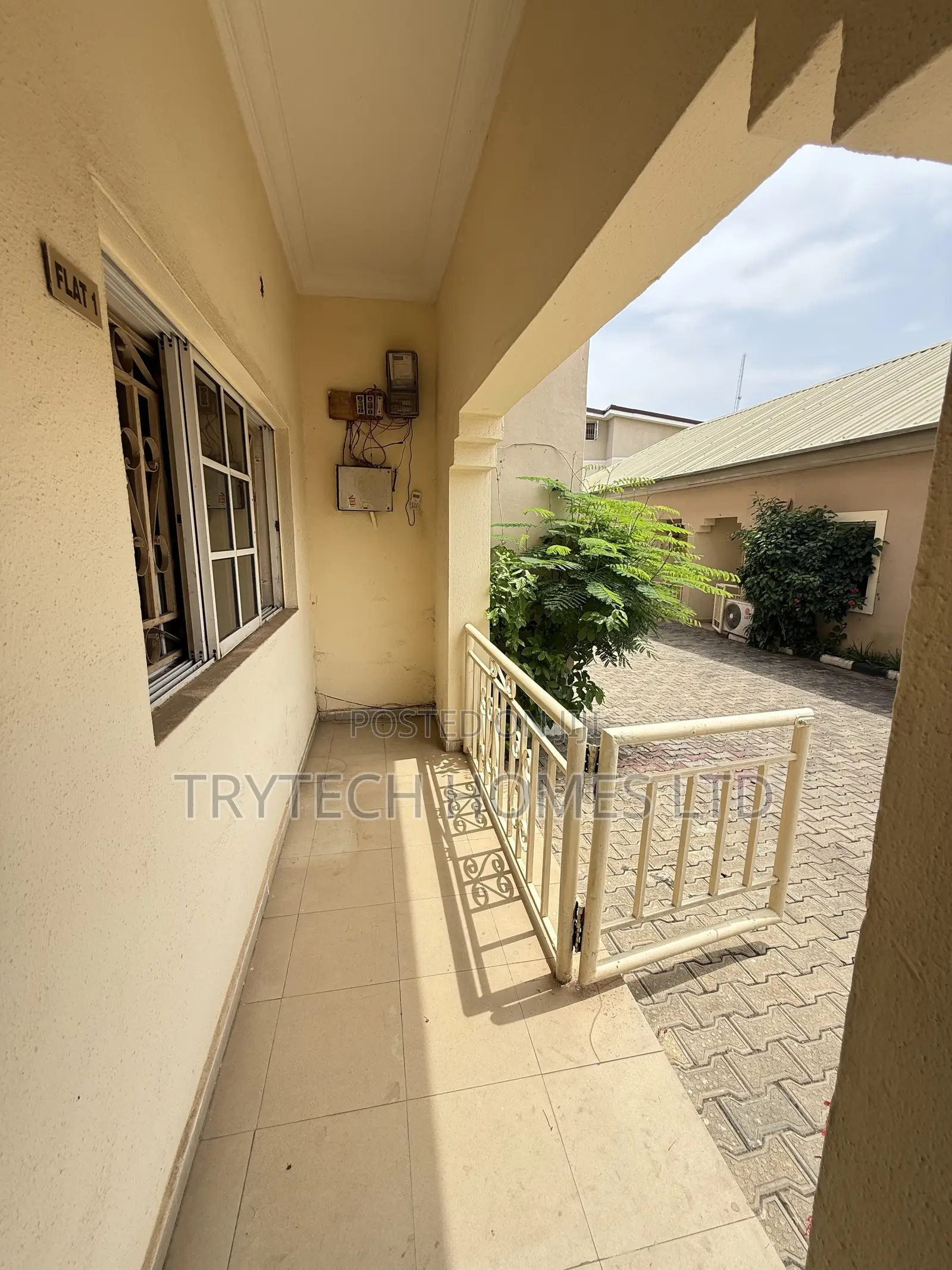 3bdrm Block of Flats in Gwarimpa, Dape for rent in Dape