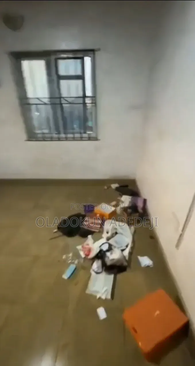 1bdrm Apartment in Off Kayode, Onipanu for rent in Onipanu