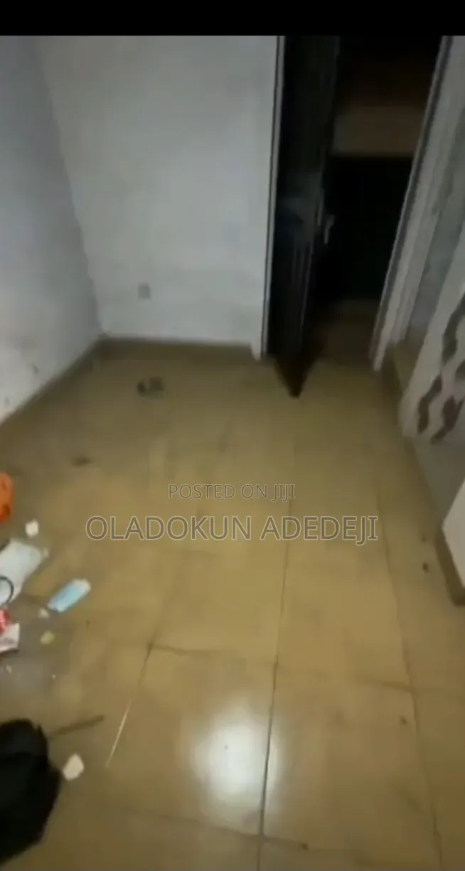 1bdrm Apartment in Off Kayode, Onipanu for rent in Onipanu