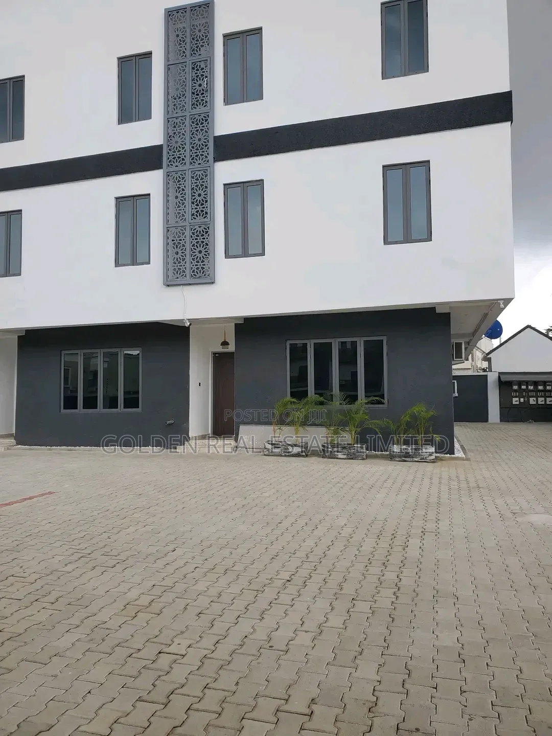 4bdrm Duplex in Jahi for sale in Jahi