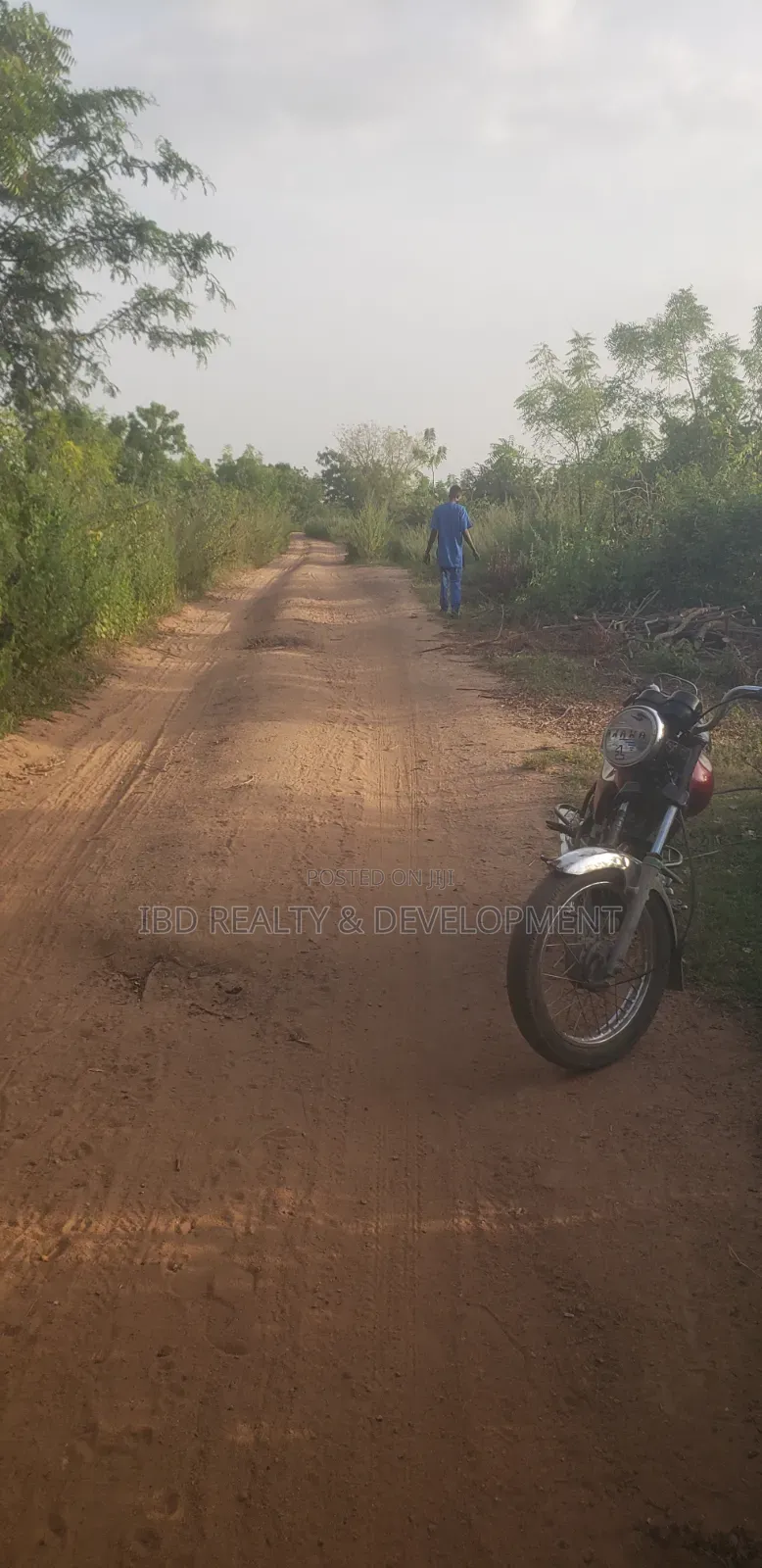 4 Plot of Land Measured by 200 by 100 Is Available for Sale at Kwasu in Moro