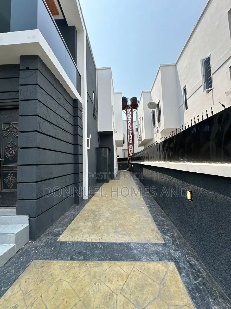 5bdrm Duplex in Osapa london for sale in Osapa london