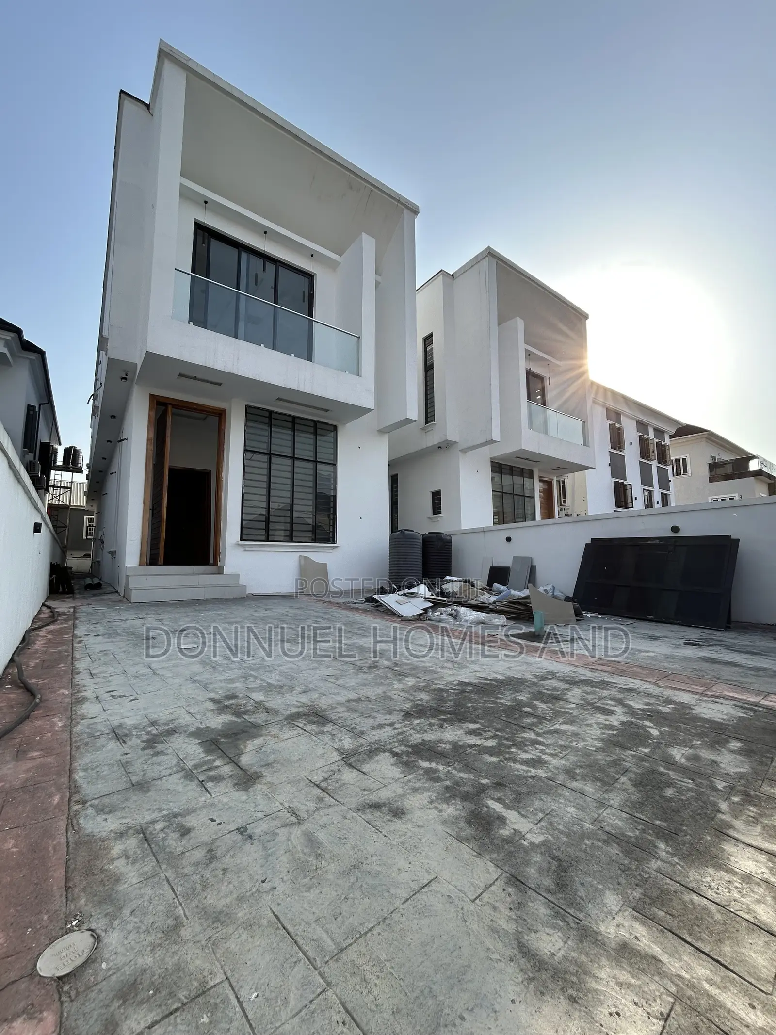 5bdrm Duplex in Osapa london for sale in Osapa london