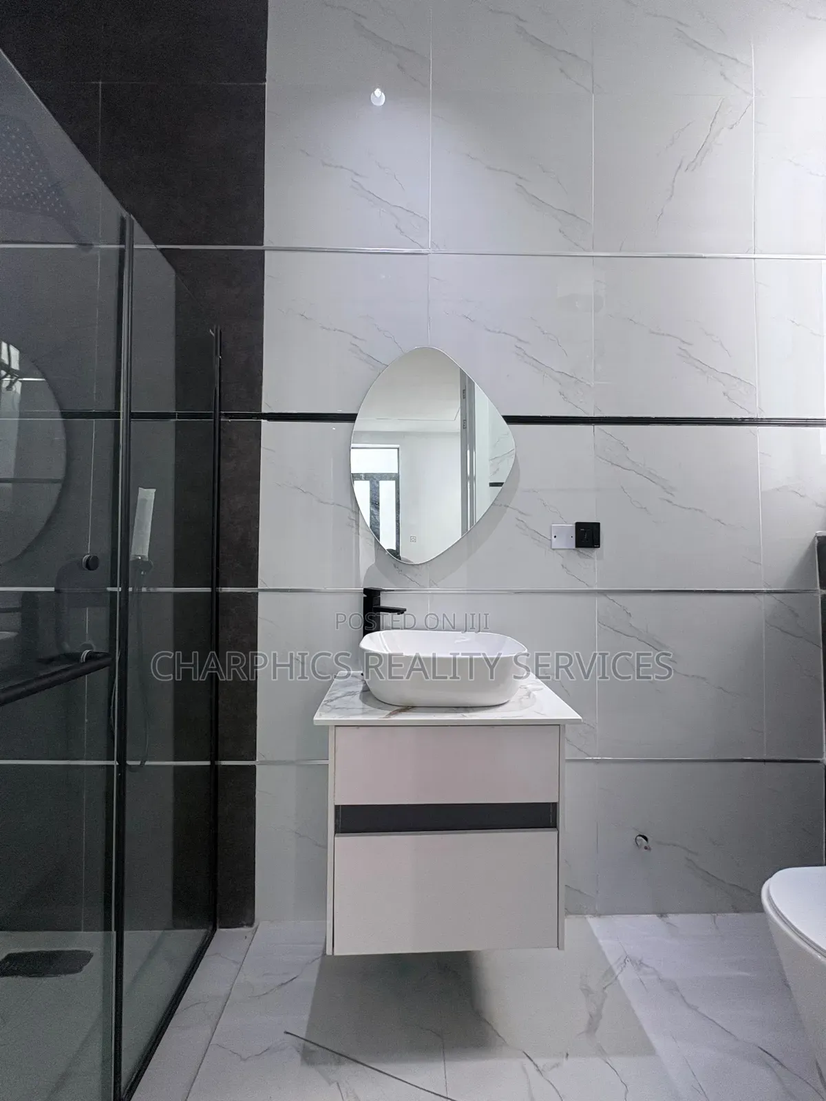 4bdrm Duplex in Off Lekki-Epe Expressway for sale in Off Lekki-Epe Expressway