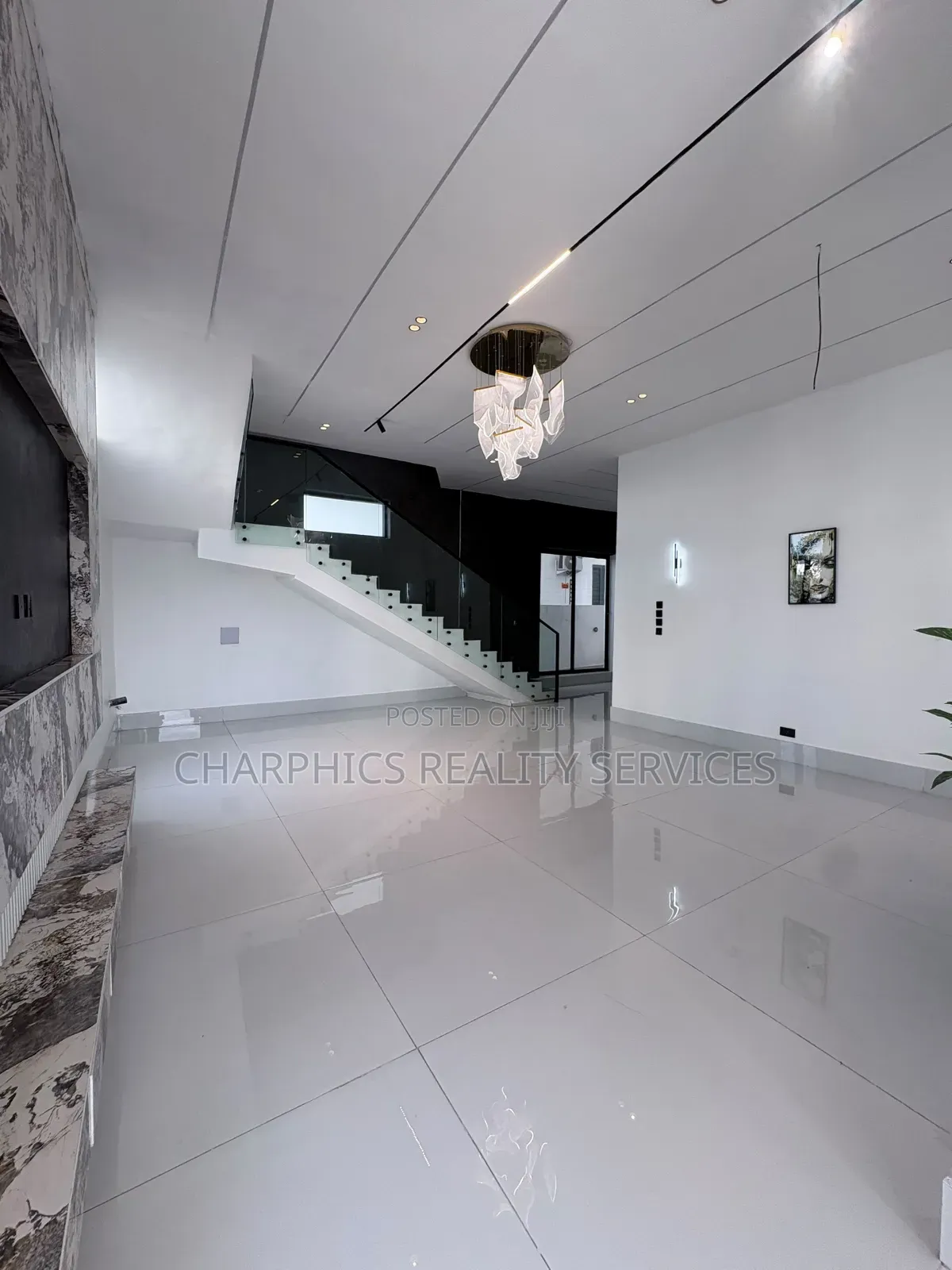 4bdrm Duplex in Off Lekki-Epe Expressway for sale in Off Lekki-Epe Expressway