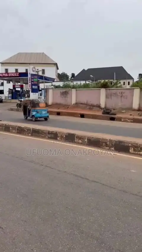 50 X 100 Ft LAND FOR SALE Okpanam Road, Asaba, Delta State. in Oshimili South