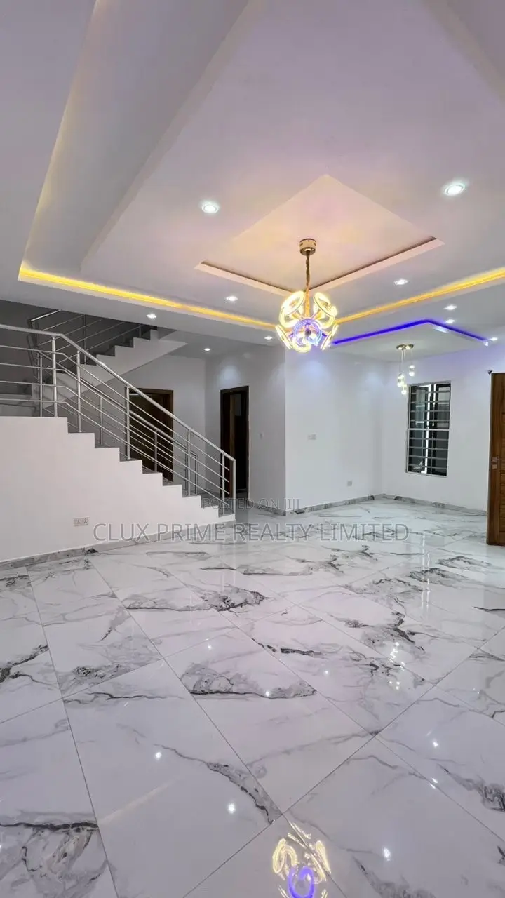 5bdrm Duplex in Lekki for rent in Lekki