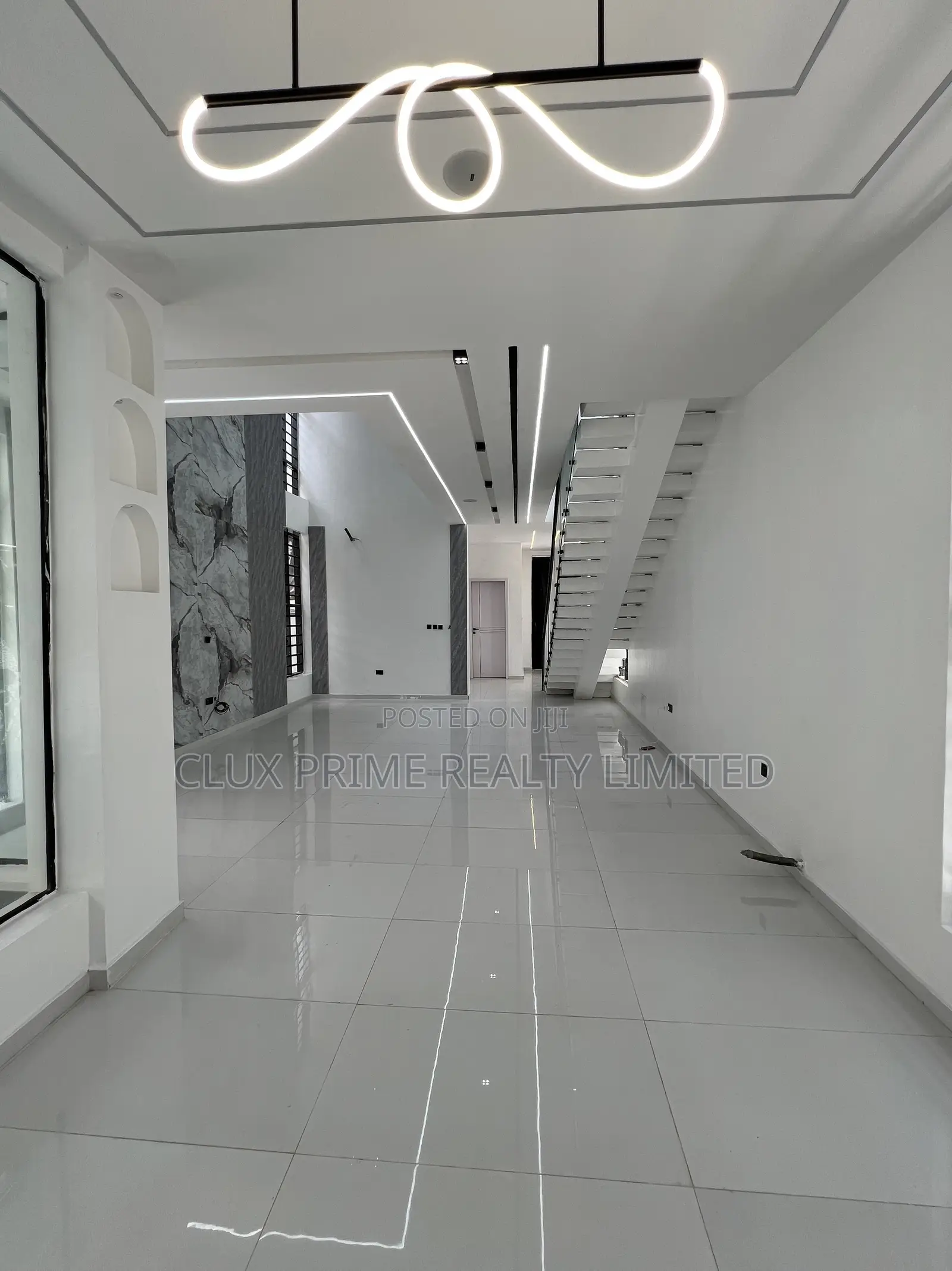 5bdrm Duplex in Lekki for sale in Lekki