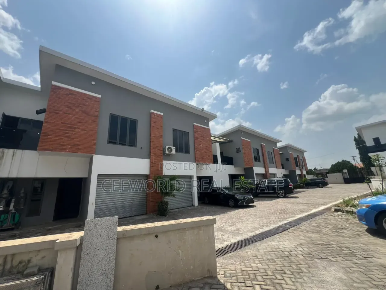 3bdrm Duplex in Old Bodija for rent in Bodija