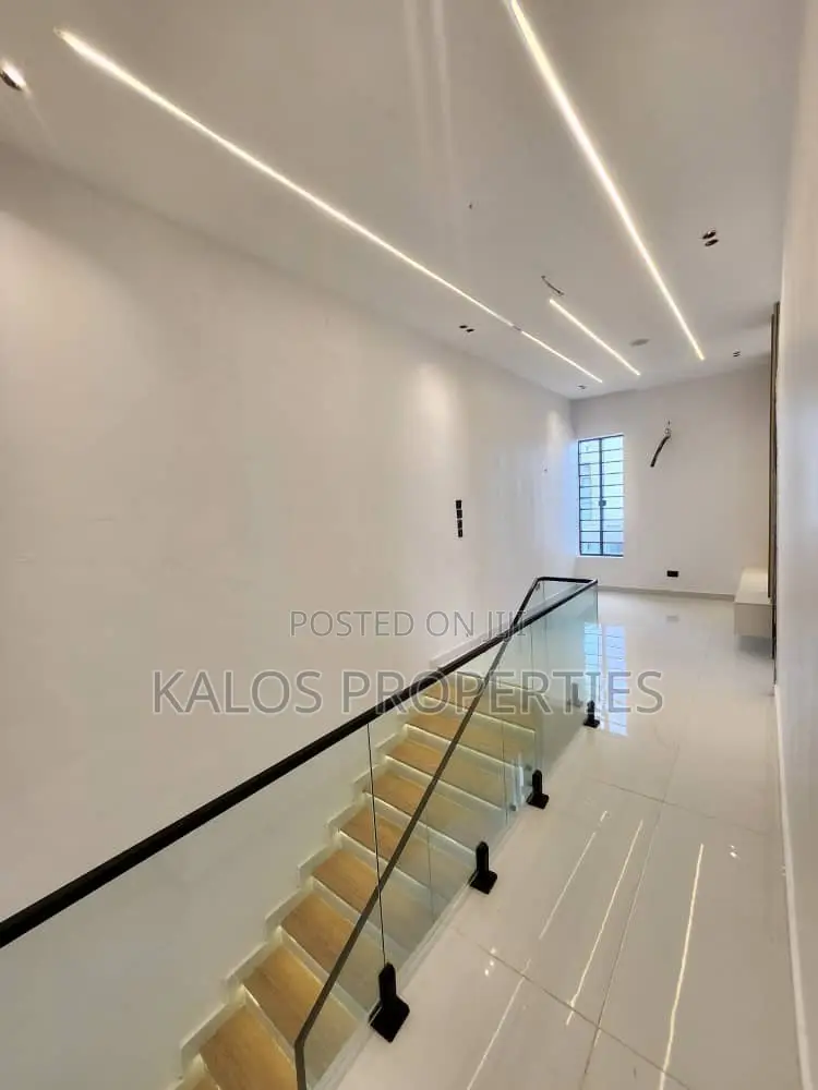4bdrm Duplex in Ado / Ajah for sale in Ado / Ajah