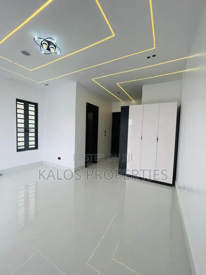 3bdrm Townhouse/Terrace in Ajah Lekki, Abraham Adesanya Estate for sale in Abraham Adesanya Estate