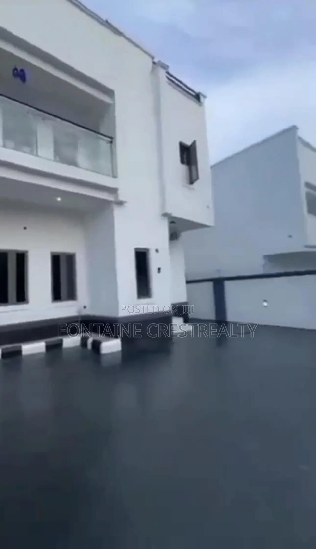4bdrm Duplex in Lugbe District for sale in Lugbe District