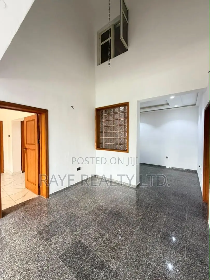 4bdrm Duplex in Lekki for sale in Lekki