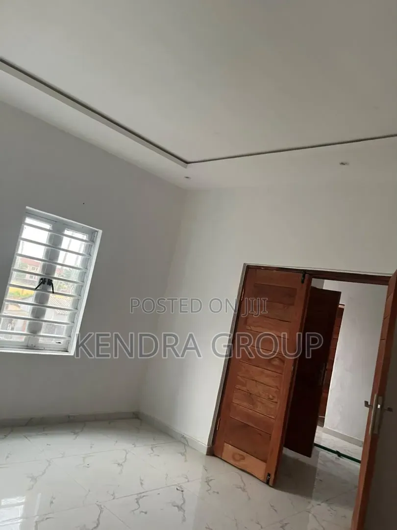 3bdrm Block of Flats in Ogba for sale in Ifako-Ogba
