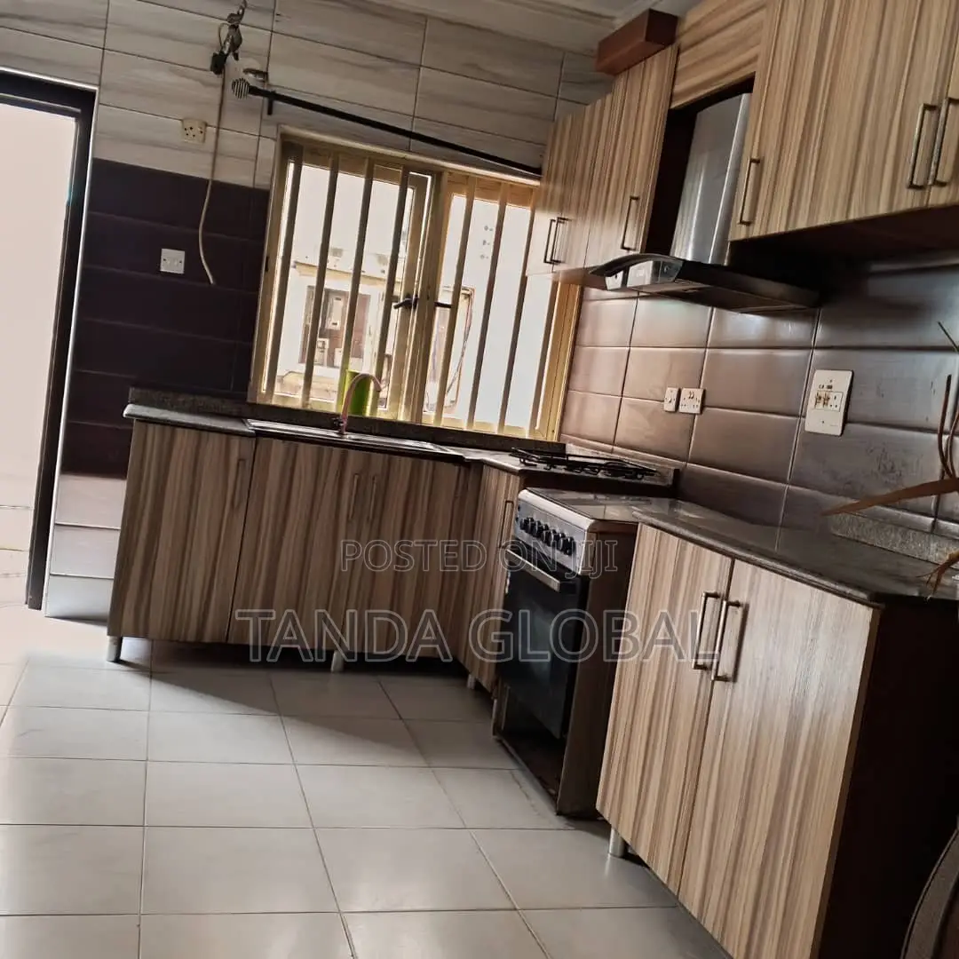 5bdrm Duplex in Adeniyi Jones for rent in Adeniyi Jones