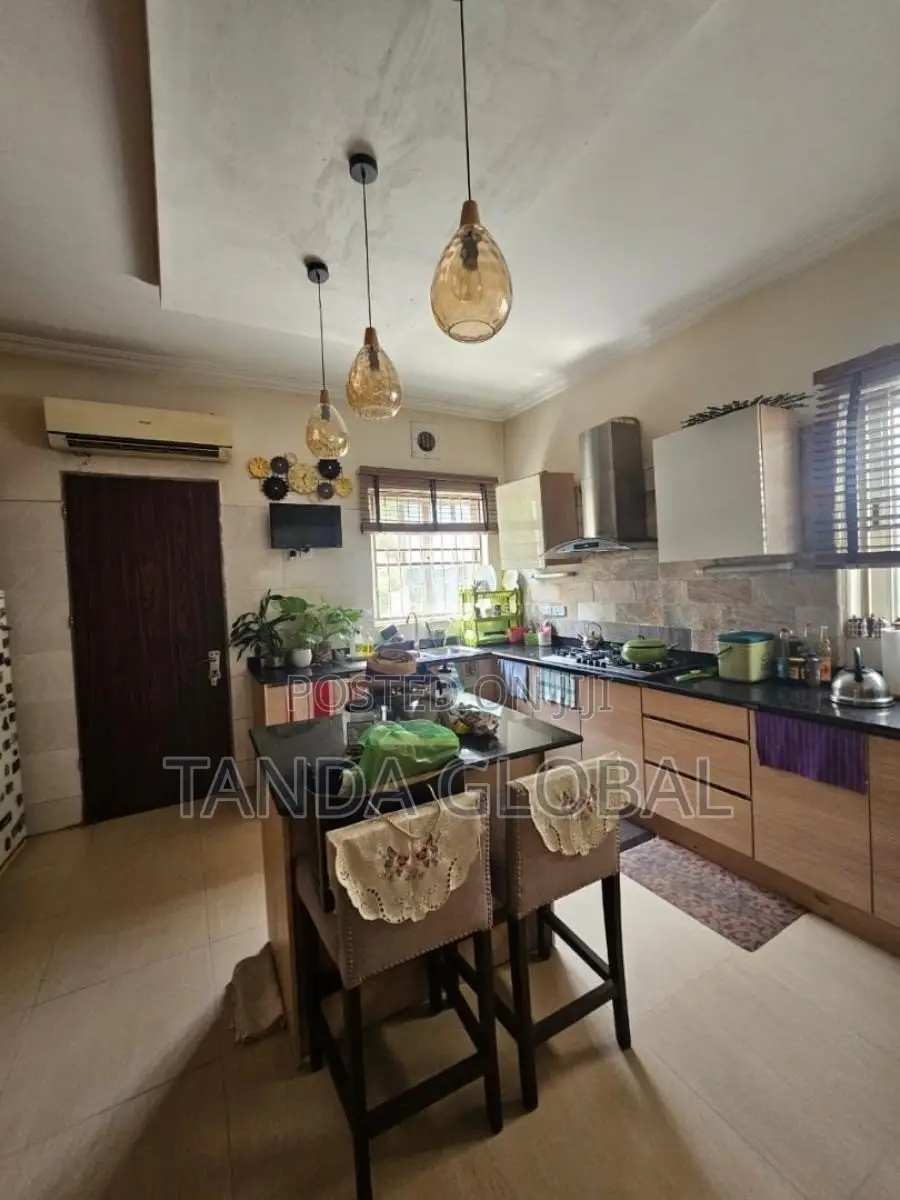 5bdrm Duplex in Ikeja GRA for sale in Ikeja GRA