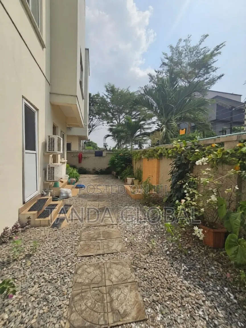 5bdrm Duplex in Ikeja GRA for sale in Ikeja GRA