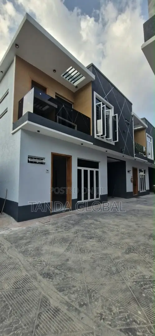 4bdrm Duplex in Opebi for sale in Opebi