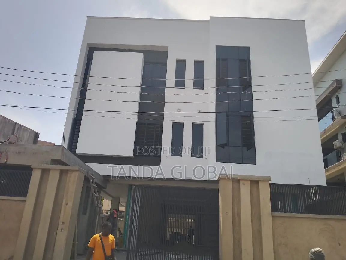 10bdrm Block of Flats in Adeniyi Jones for rent in Adeniyi Jones