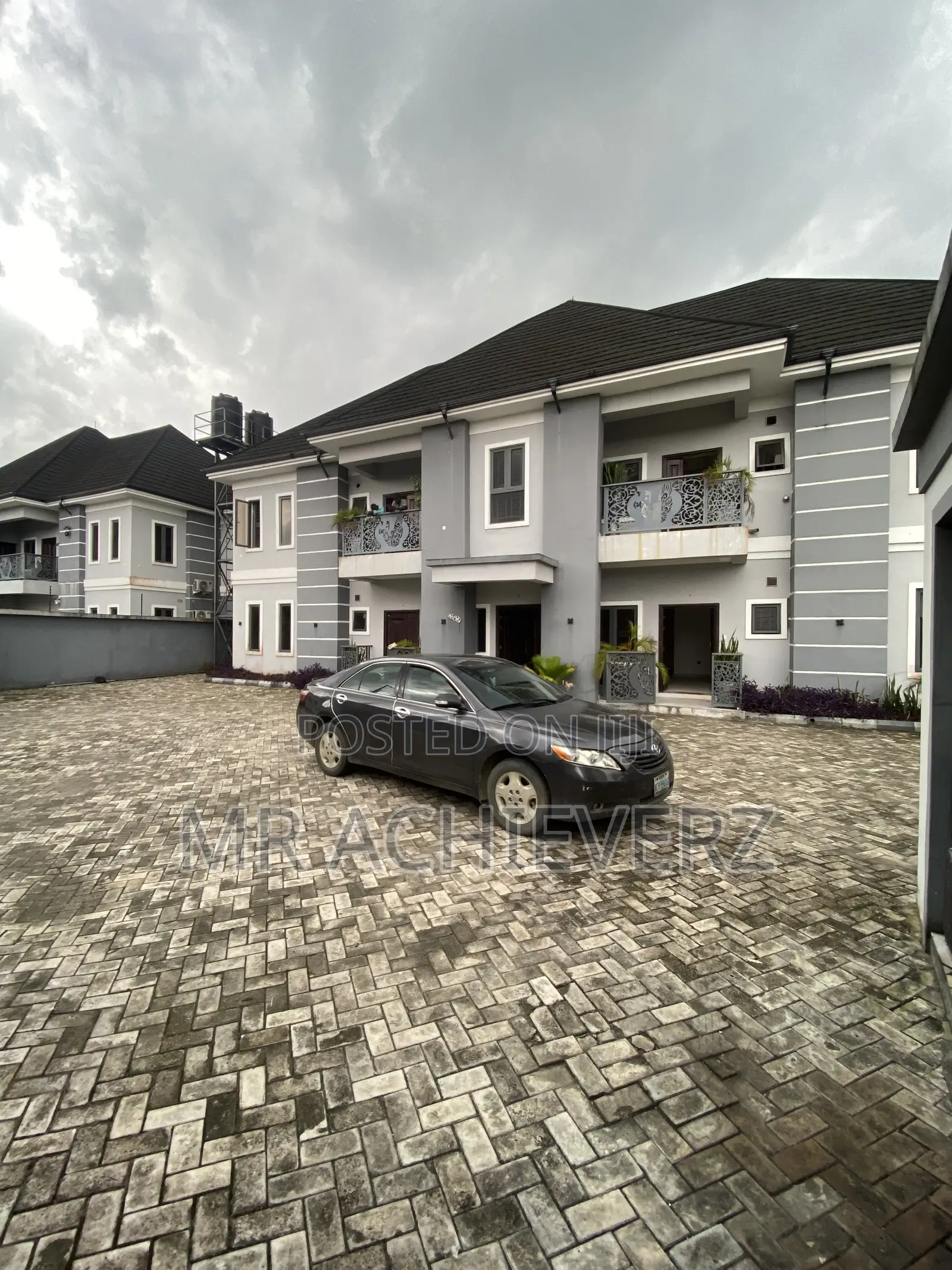 2bdrm Block of Flats in Gra for rent in GRA Phase 3 / Port-Harcourt