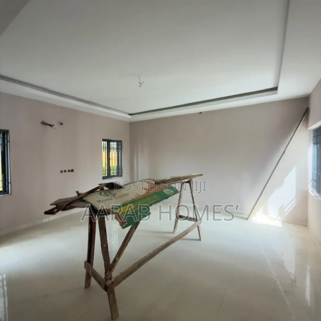 4bdrm Townhouse/Terrace in Gwarinpa for sale in Gwarinpa