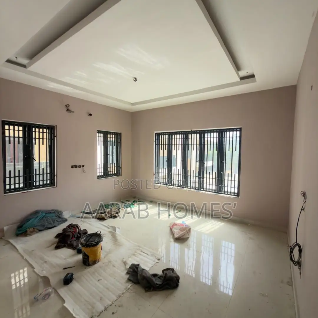 4bdrm Townhouse/Terrace in Gwarinpa for sale in Gwarinpa