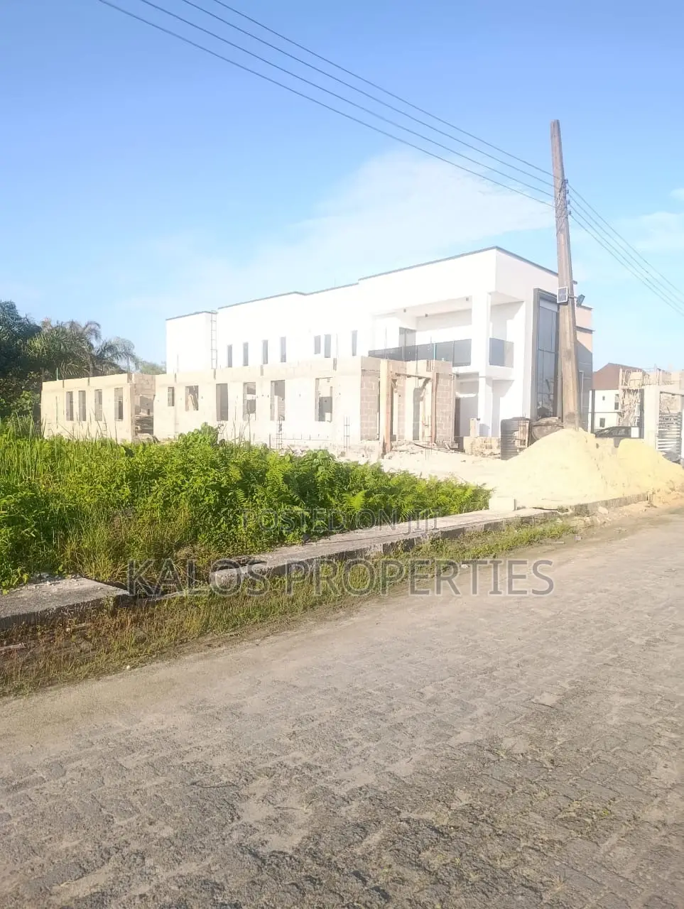 For Sale 300sqm in Amity Estate Abijo in Abijo