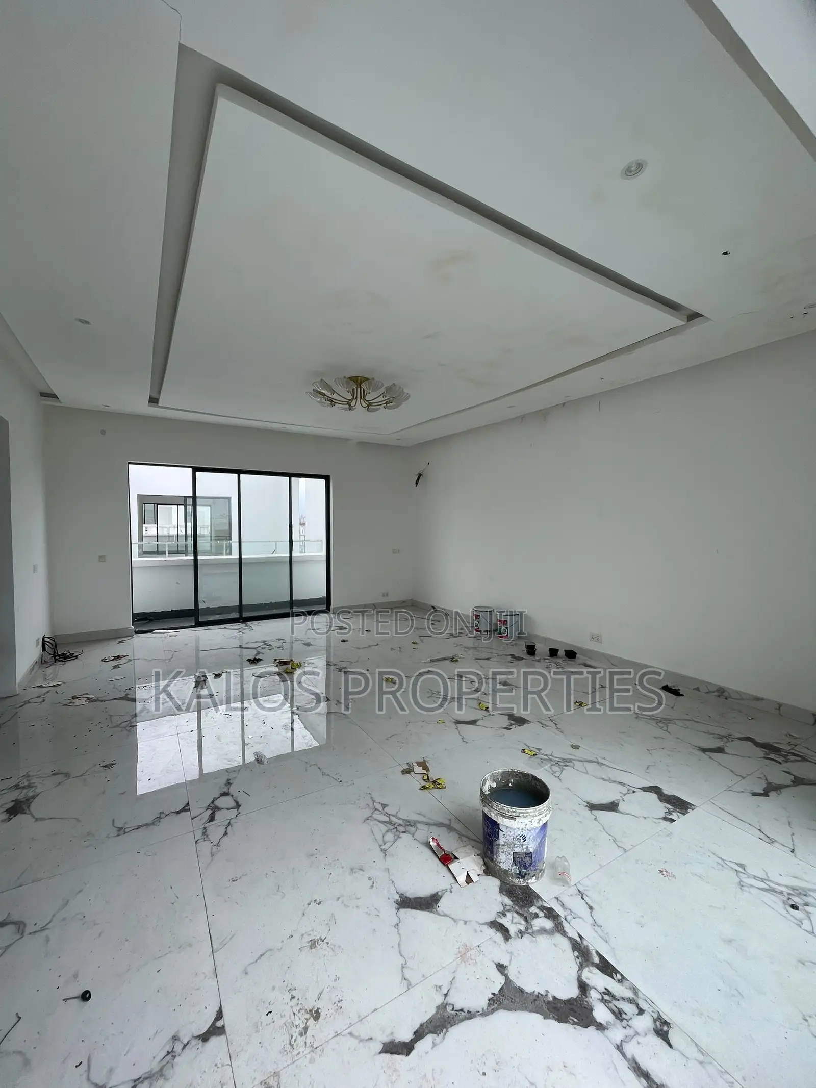 5bdrm Duplex in Vgc for sale in VGC / Ajah