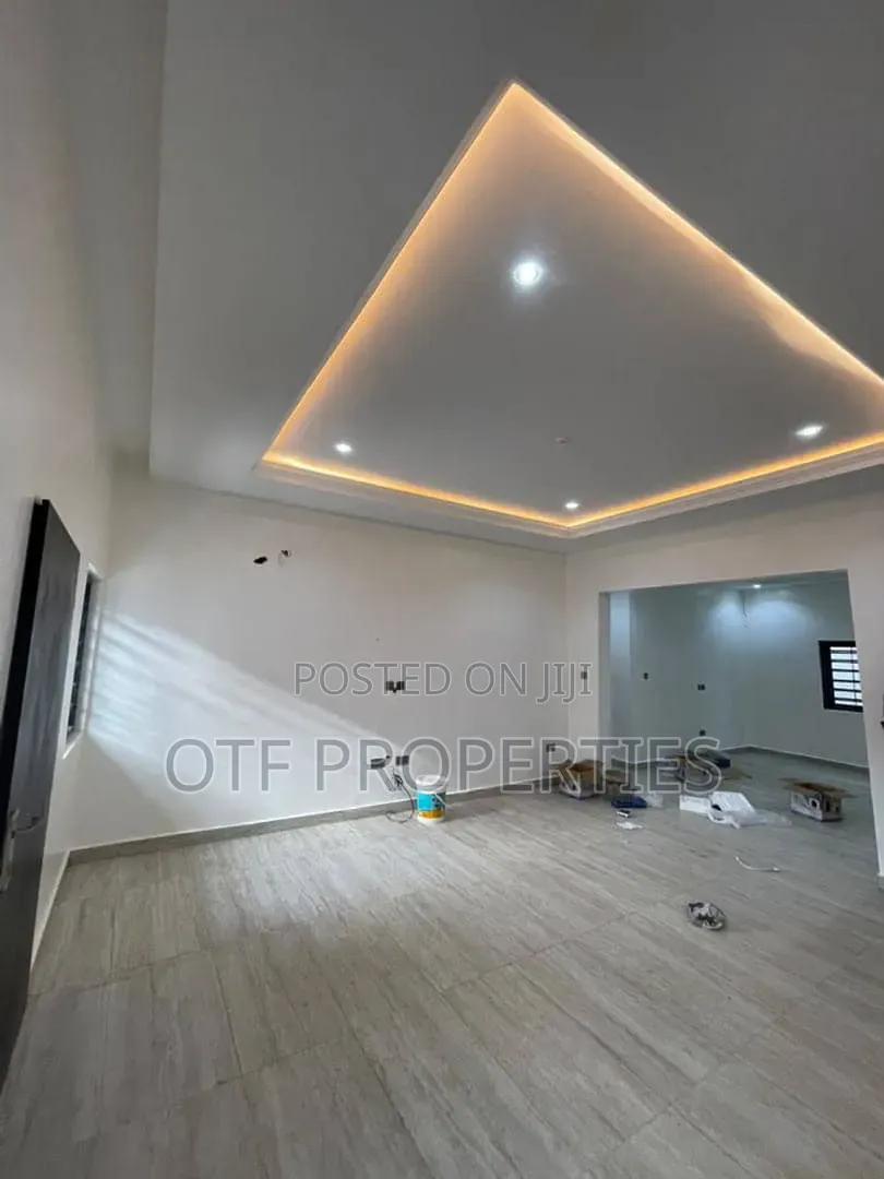 3bdrm Bungalow in Galadimawa Estate for rent in Galadimawa