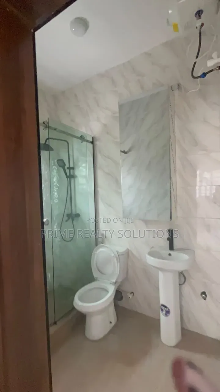 3bdrm Block of Flats in 𝐬𝐞𝐜𝐮𝐫𝐞𝐝 𝐞𝐬𝐭𝐚𝐭𝐞, Sangotedo for rent in Sangotedo