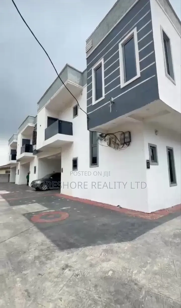 4bdrm Duplex in Ogba for sale in Aguda / Ogba