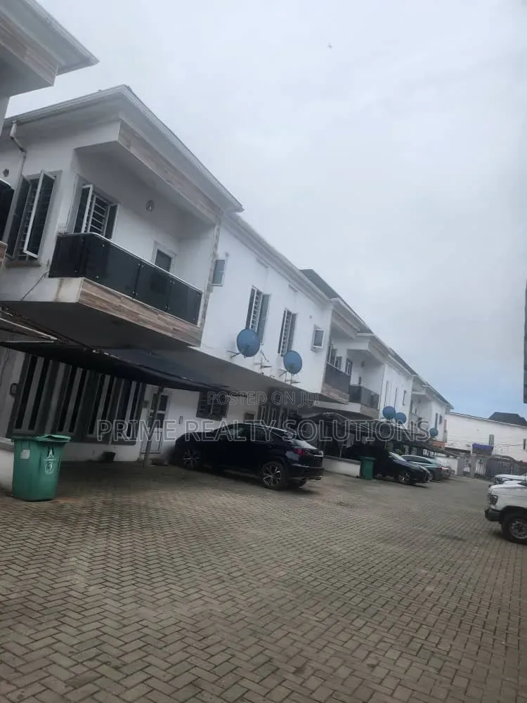 Studio Apartment in Van Daniel Estate,, Lekki Expressway for rent in Lekki Expressway