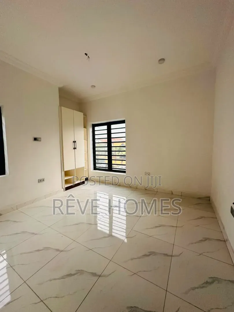 5bdrm Duplex in Phase 2 for sale in Phase 2