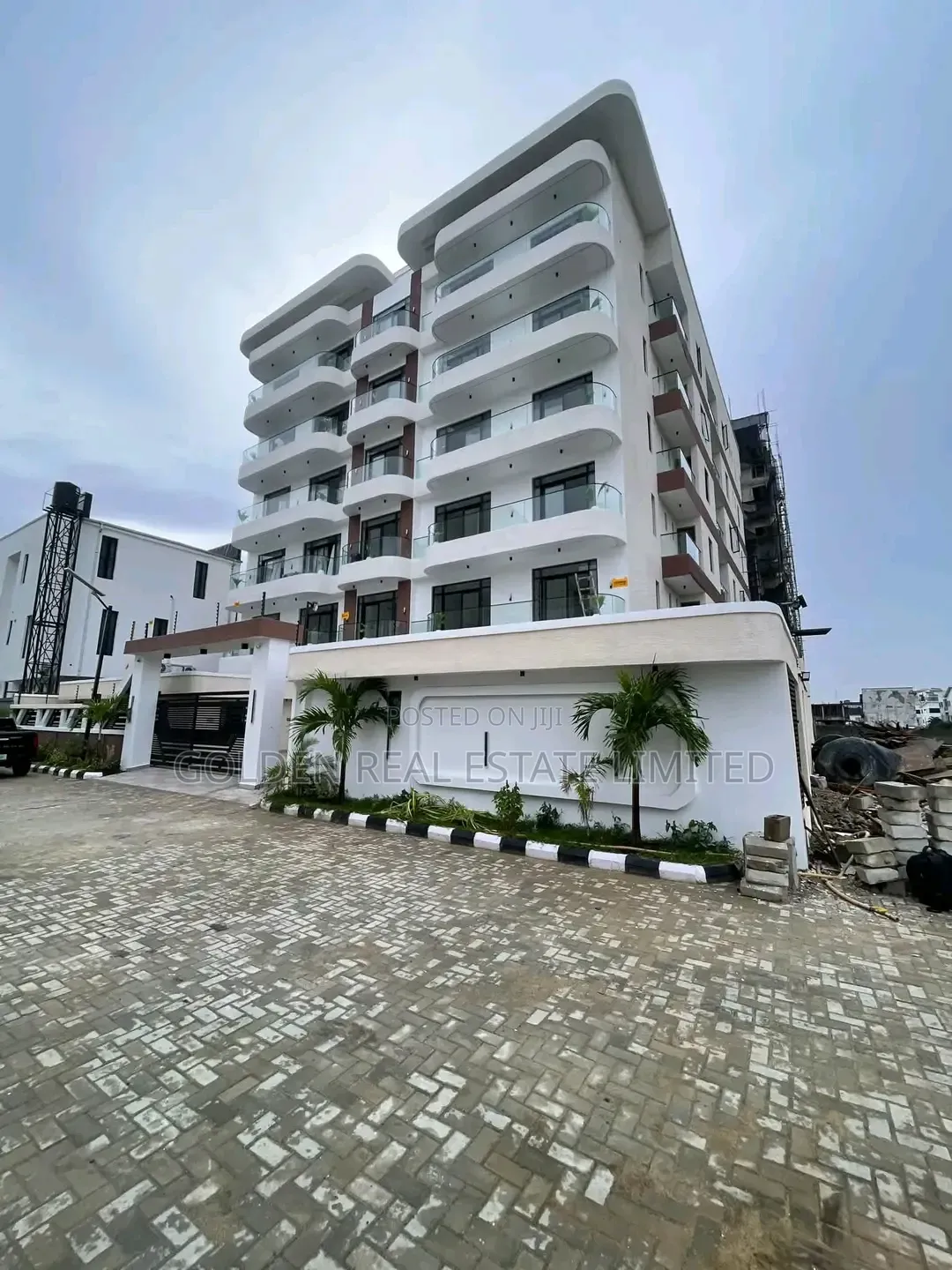 3bdrm Apartment in Lekki Phase 1 for sale in Lekki Phase 1