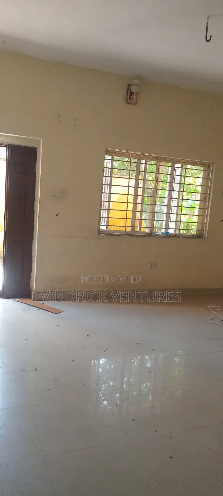 3bdrm Block of Flats in Mobil Road Ilaje for rent in Ilaje / Lekki