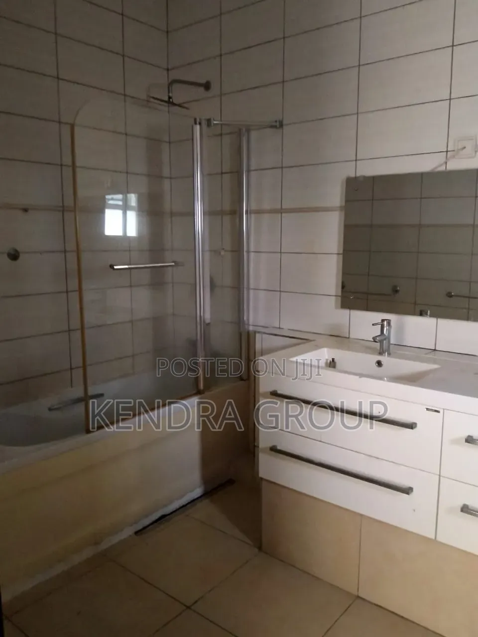 4bdrm Duplex in Banana Island for rent in Banana Island