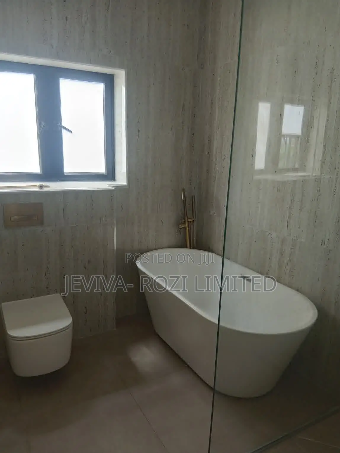 5bdrm Duplex in Jahi for sale in Jahi