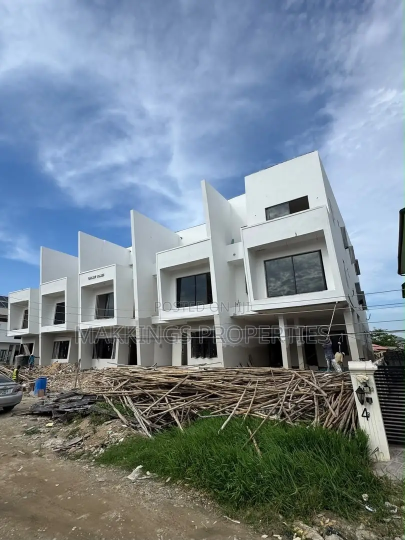 4bdrm Duplex in Phase 1 / Gbagada for sale in Phase 1 / Gbagada