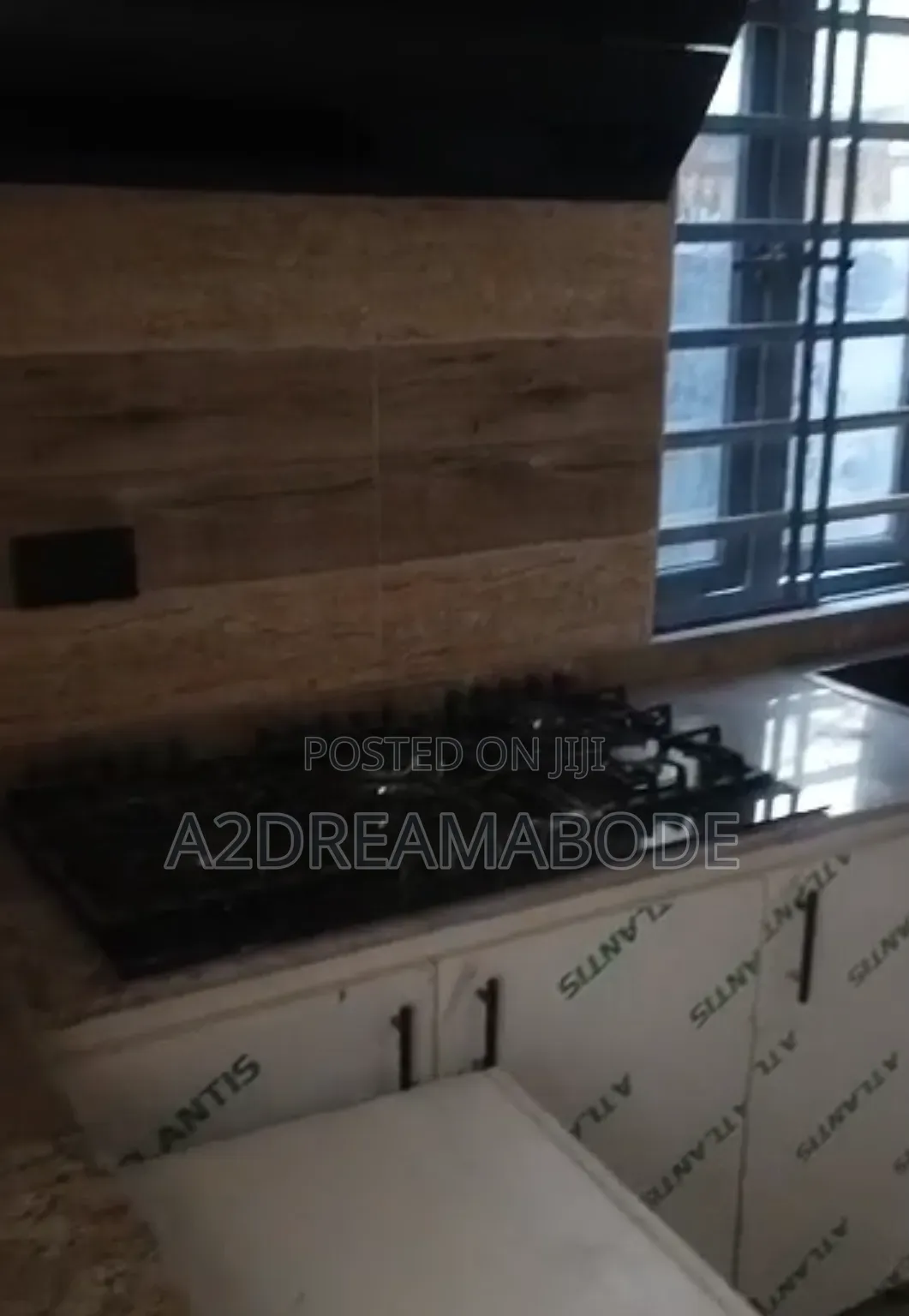 3bdrm House in Ilupeju, Town Planning Way for rent in Town Planning Way