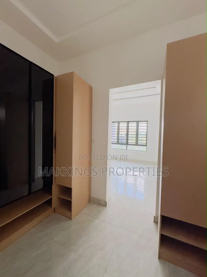 4bdrm Duplex in Aguda / Surulere for sale in Aguda / Surulere