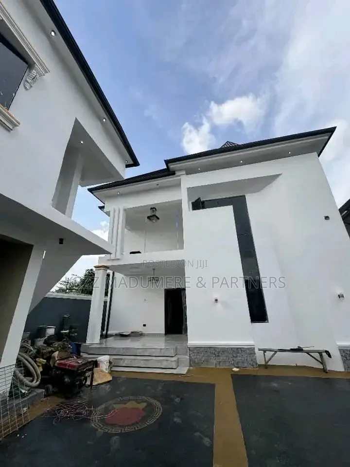 4bdrm Duplex in Rumudara Port, Rumuodara for sale in Rumuodara